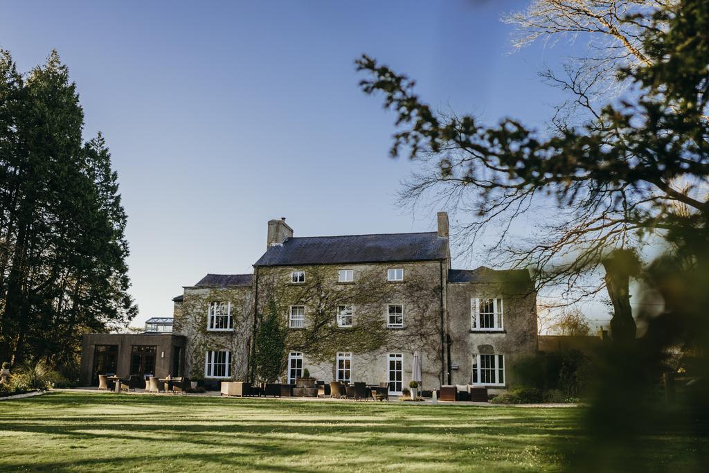 Fairyhill Hotel Reynoldston Buitenkant foto